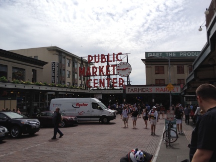 Oh Pike Market.. what a place for all of the senses..
